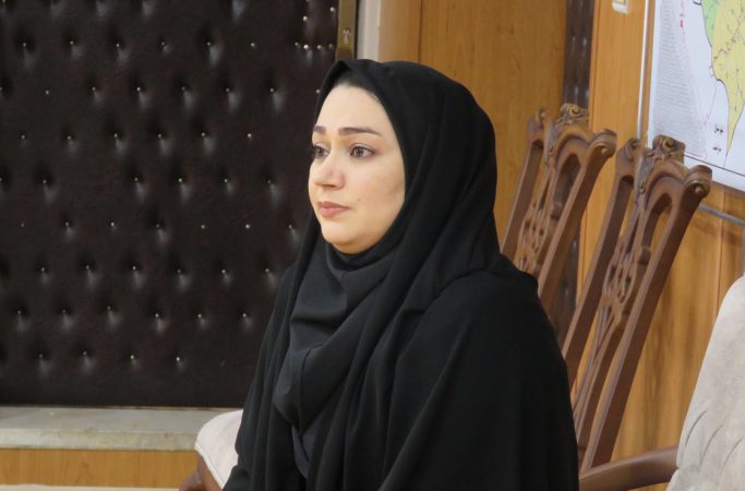 یک خانم عضو جدید شورای شهر مهاباد شد
